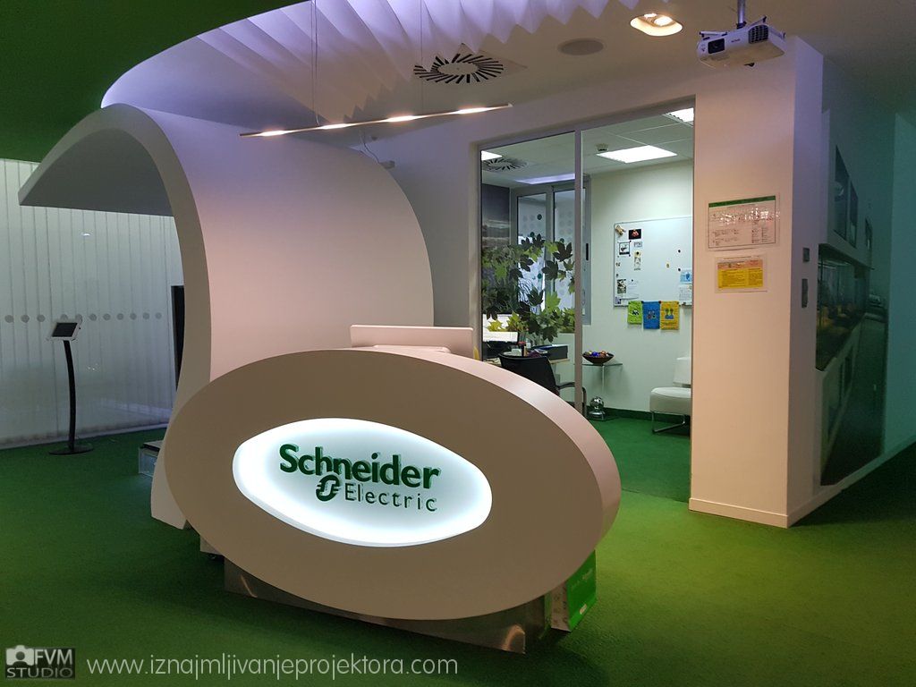 Iznajmljivanje projektora za Schneider Electric